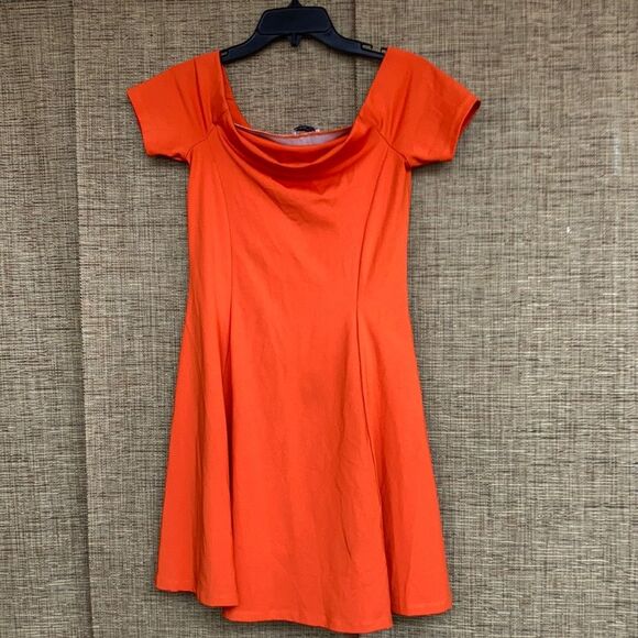 Zara orange open shoulders dress - Picture 1 of 5